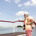 Idosos podem viajar de graça em lanchas e navios; saiba como imagem