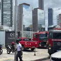 Incêndio atinge farmácia e carro no Stiep imagem