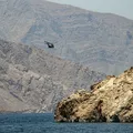 Irã considera fechar Estreito de Ormuz se bloqueio naval dos EUA continuar imagem