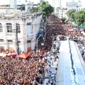 Ivete Sangalo "invade" a Carlos Gomes e revive percurso histórico no Carnaval de Salvador imagem