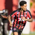 Jair Ventura explica substituição de Matheuzinho após drama no Barradão imagem