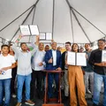 Jerônimo Rodrigues entrega unidade de frutas e autoriza obras na BA-120 imagem