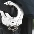 Jovem de 17 anos morre após "brincadeira" de roleta russa imagem