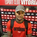Luan Cândido faz primeiro gol pelo Vitória: "Mais importante da vida" imagem