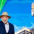Lula ironiza Flávio Bolsonaro: "Nunca fomos atrás de lei Vorcaro para artistas" imagem