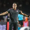 Mais desfalques? Vitória pode perder três jogadores após vencer o Galo imagem