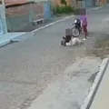 Mulher é agredida com tapas em via pública de cidade da Bahia imagem