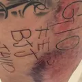 Mulher é torturada, tatuada à força e agredida por companheiro imagem