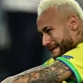 Neymar briga por duas últimas vagas na lista de Ancelotti para Copa imagem