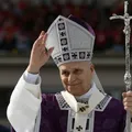 Papa Leão diz que Deus não ouve orações daqueles que promovem guerras imagem
