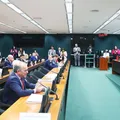 PEC do fim da escala 6x1 terá momento decisivo nesta semana imagem
