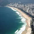Praia brasileira está entre as melhores do mundo em 2026; saiba qual imagem
