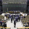 Pré-candidato a deputado propõe permitir “tapão no patrão" como promessa eleitoral imagem