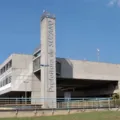 Prefeitura lança concurso com salários que pagam mais de R$ 10 mil imagem