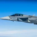 Primeiro caça supersônico fabricado no Brasil é apresentado; conheça imagem