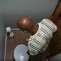 Reality da Record expõe participante urinando e gera polêmica na web imagem