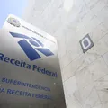 Receita paga R$ 16 bilhões no maior lote de restituição da história imagem