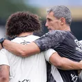 Santos demite Vojvoda após derrota para o Internacional pelo Brasileirão imagem