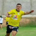 Sem VAR, jogo do Vitória terá árbitro estreante e pivô de polêmica imagem