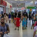 Shoppings de Salvador vão fechar mais cedo? Projeto reacende comércio imagem