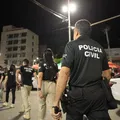 Suposta pintora corporal é presa por extorquir turistas no Carnaval imagem