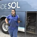 Talento que ilumina: conheça a jovem que aposta na elétrica automotiva imagem