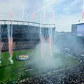 Time recém-criado quebra recorde e lota estádio com futebol feminino imagem