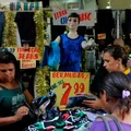 Trabalhar no feriado? Governo toma decisão que impacta o comércio imagem