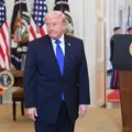 Trump ameaça resposta “nunca vista” e tensão com Irã atinge novo pico imagem