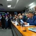 Última sessão da CPMI do INSS termina na madruga e sem relatório final imagem