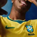 Vazamento revela novas camisas de França, Holanda e potências da Copa imagem