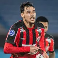 Vitória fecha acordo para renegociar dívida por Claudinho; entenda imagem