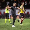 Vitória tenta maior sequência invicta da era Jair Ventura imagem