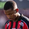 Volante da base ganha destaque no Vitória durante o Baianão imagem