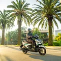 Yamaha dobra aposta em scooters híbridas imagem