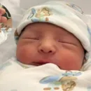 Bebê com "barbatana da sorte" viraliza nas redes sociais