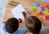 66% das crianças brasileiras foram alfabetizadas em 2025, aponta o MEC