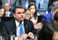Adeus, Flávio? Centrão articula chapa feminina contra Lula