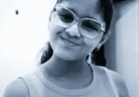 Adolescente morre atropelada ao cair da garupa da moto do pai na Bahia