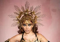 Anitta se revolta com nota de escola de samba: “Sacanagem”