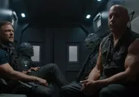 Astro de Velozes e Furiosos é flagrado espancando vizinho; veja