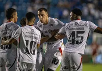 Atacante do Vitória encerra jejum de quase um ano sem marcar gols