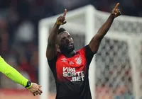 Atacante que brilhou no Bahia é destaque no próximo rival do Tricolor imagem