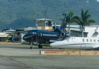 Avião gigante de R$ 250 milhões de Neymar vira atração em aeroporto imagem