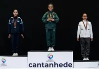 Baiana de 10 anos faz história e vence a Copa do Mundo de Ginástica imagem