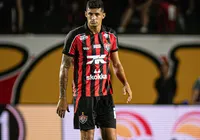 Baixa! Vitória marca cirurgia de Camutanga e detalha prazo de retorno