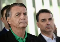 Bolsonaro ignora 'fator Vorcaro' e mantém candidatura de Flávio a presidente imagem