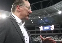 Botafogo vai à justiça contra o Lyon e cobra R$ 745 milhões