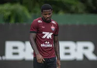 Cacá vê derrota do Vitória para o Grêmio sendo decidida nos "detalhes"