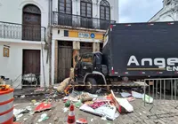 Casa do Benin é fechada temporariamente após caminhão atingir fachada